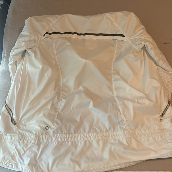 Lululemon Miss Misty Jacket - Picture 3 of 6